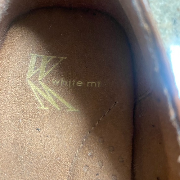 White Mountain Size 6.5M Demure Brown Leather Mary Jane Heel with Accent Lines - Picture 3 of 9